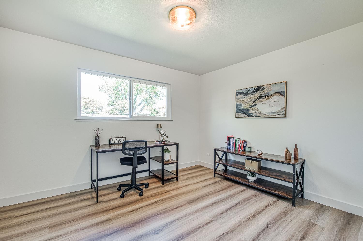 1747 Gettysburg, Clovis, CA 93611