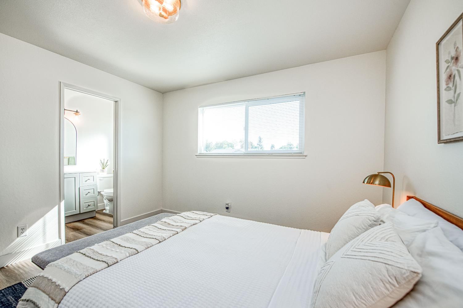 1747 Gettysburg, Clovis, CA 93611