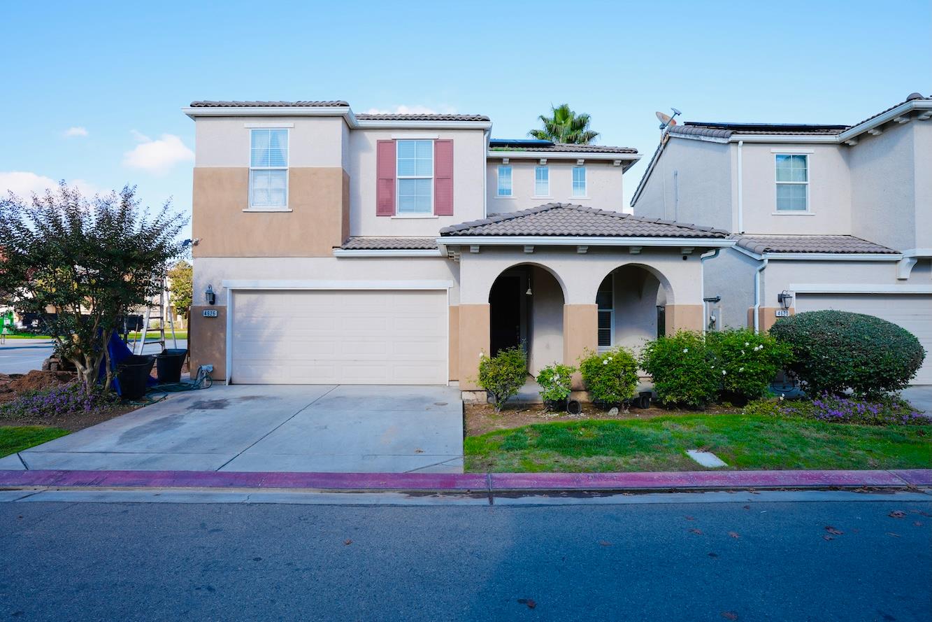 4626 W Javier Way, Fresno, CA 93722