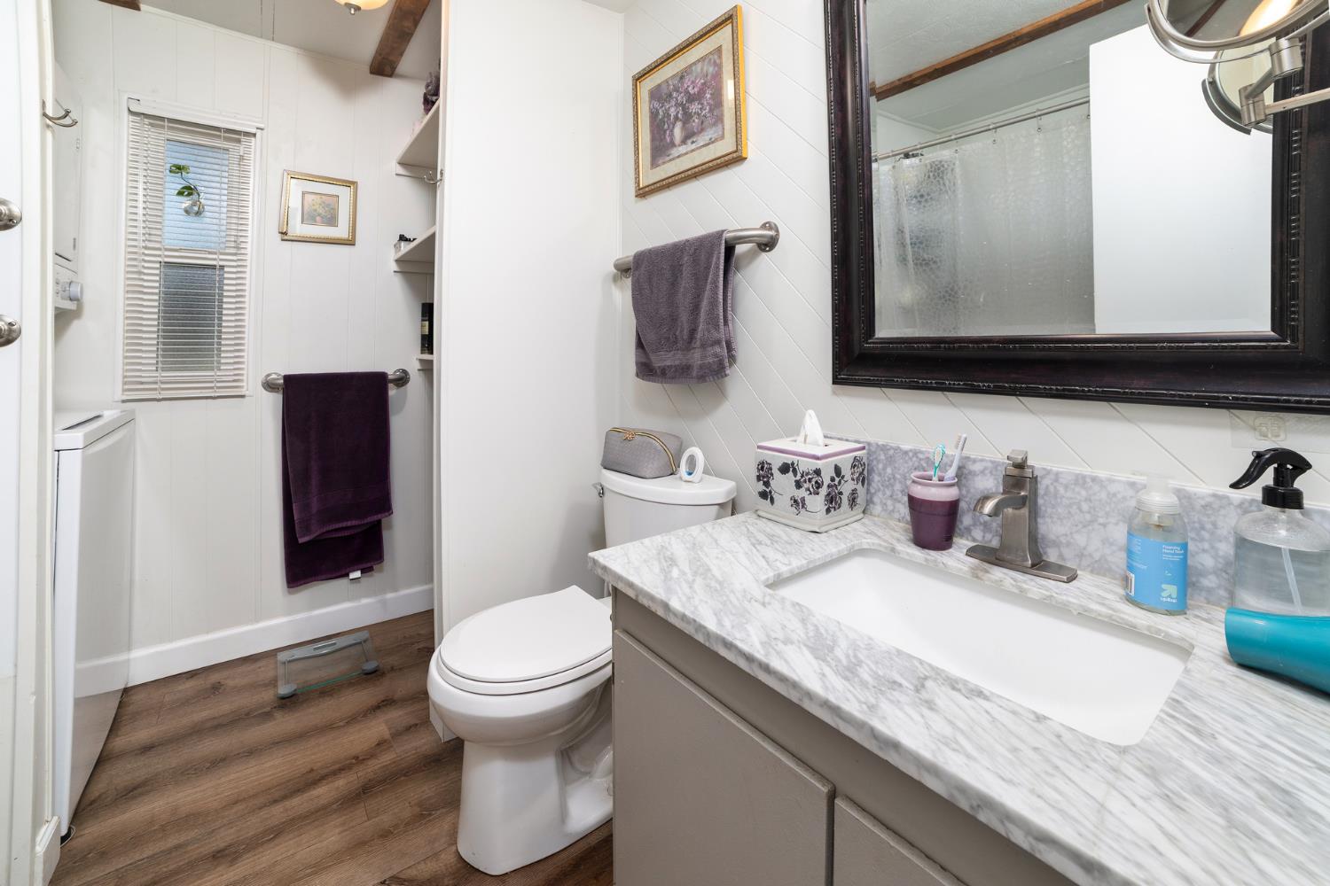 9360 Blackstone #198, Fresno, CA 93720