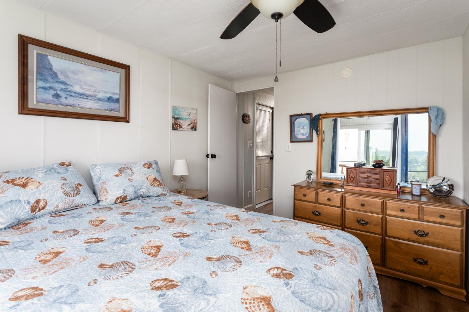 9360 Blackstone #198, Fresno, CA 93720