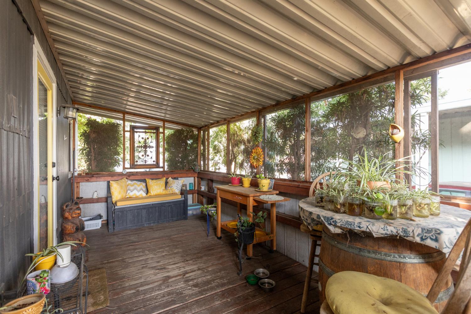 9360 Blackstone #198, Fresno, CA 93720