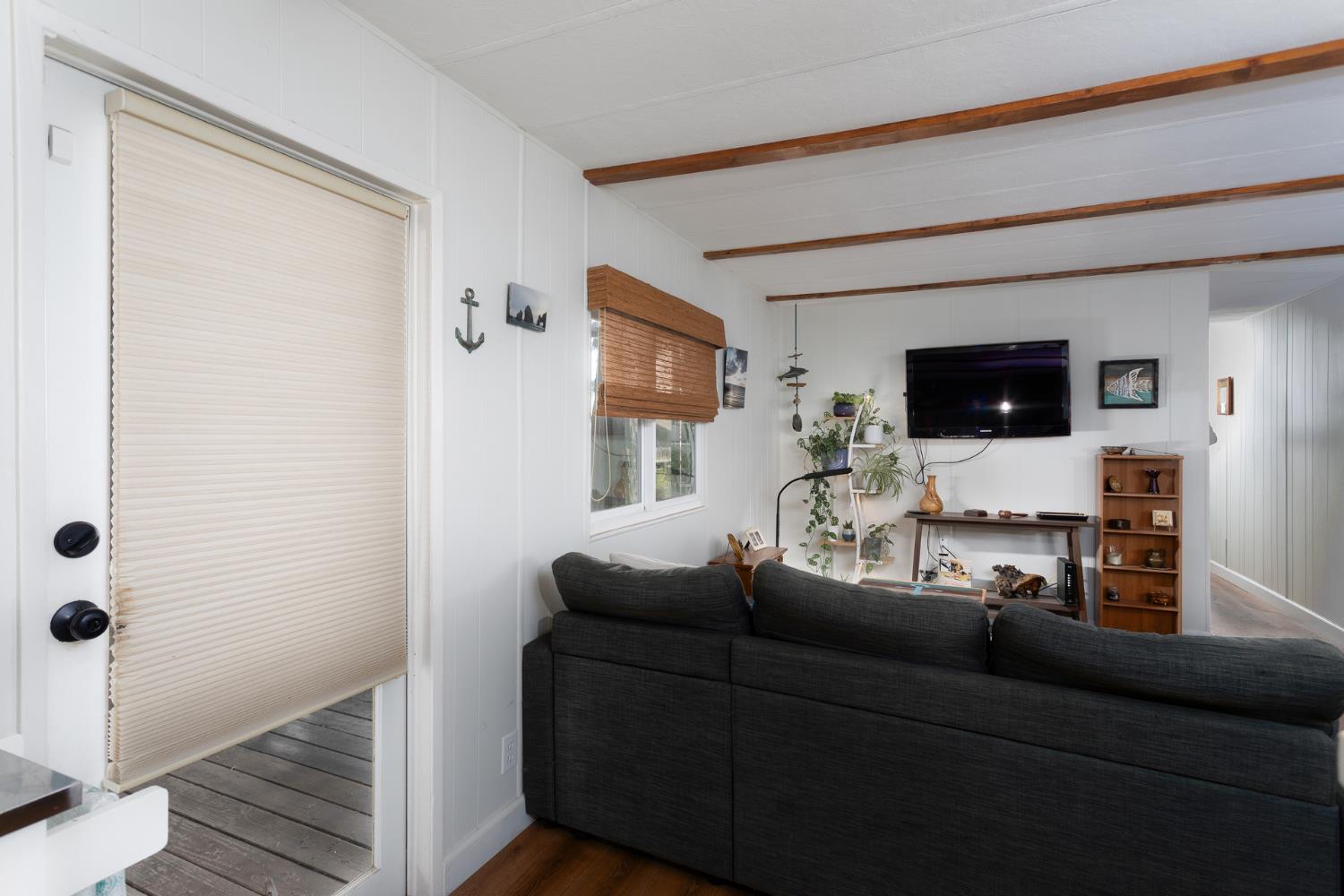 9360 Blackstone #198, Fresno, CA 93720