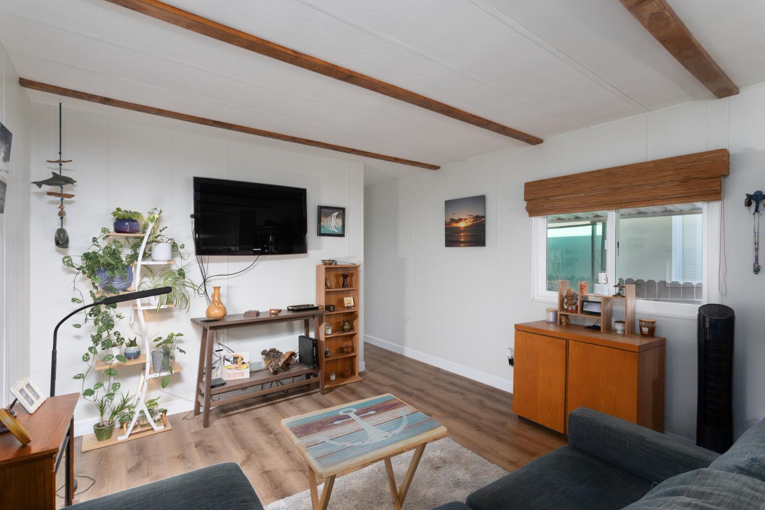 9360 Blackstone #198, Fresno, CA 93720