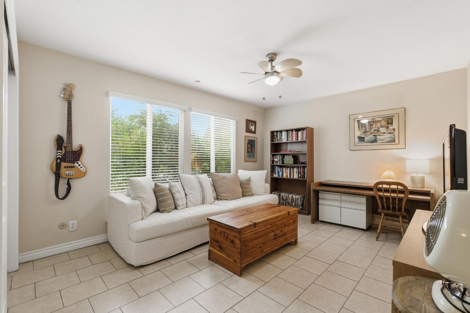 4869 N Harrison Ave #109, Fresno, CA 93704