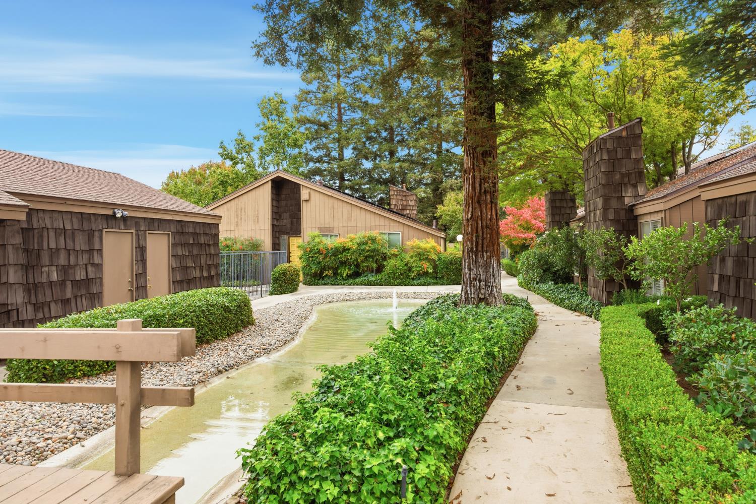 4869 N Harrison Ave #109, Fresno, CA 93704