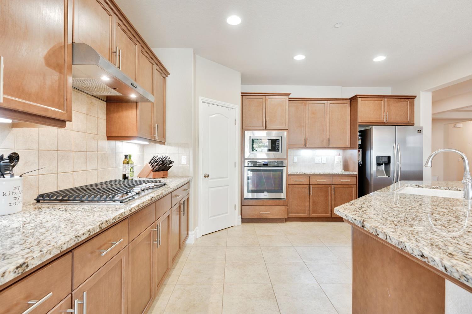 1347 N Redington Ave, Clovis, CA 93619