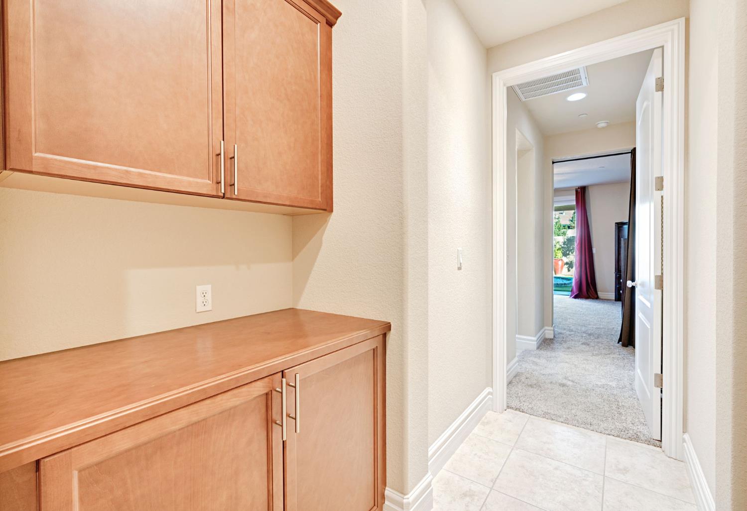 1347 N Redington Ave, Clovis, CA 93619