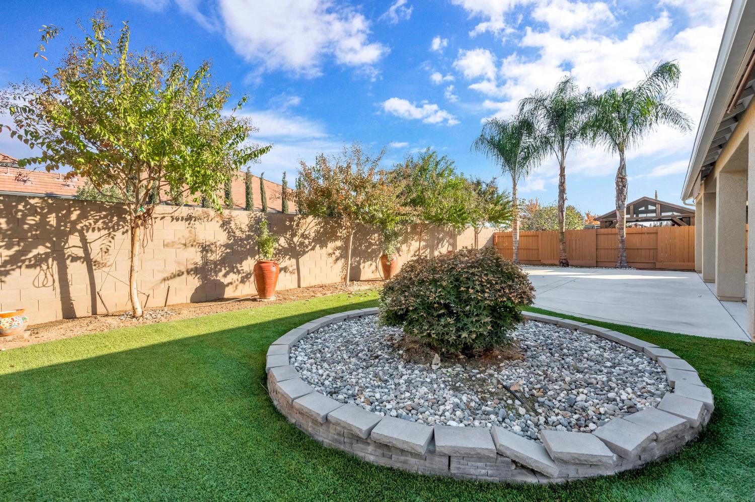 1347 N Redington Ave, Clovis, CA 93619