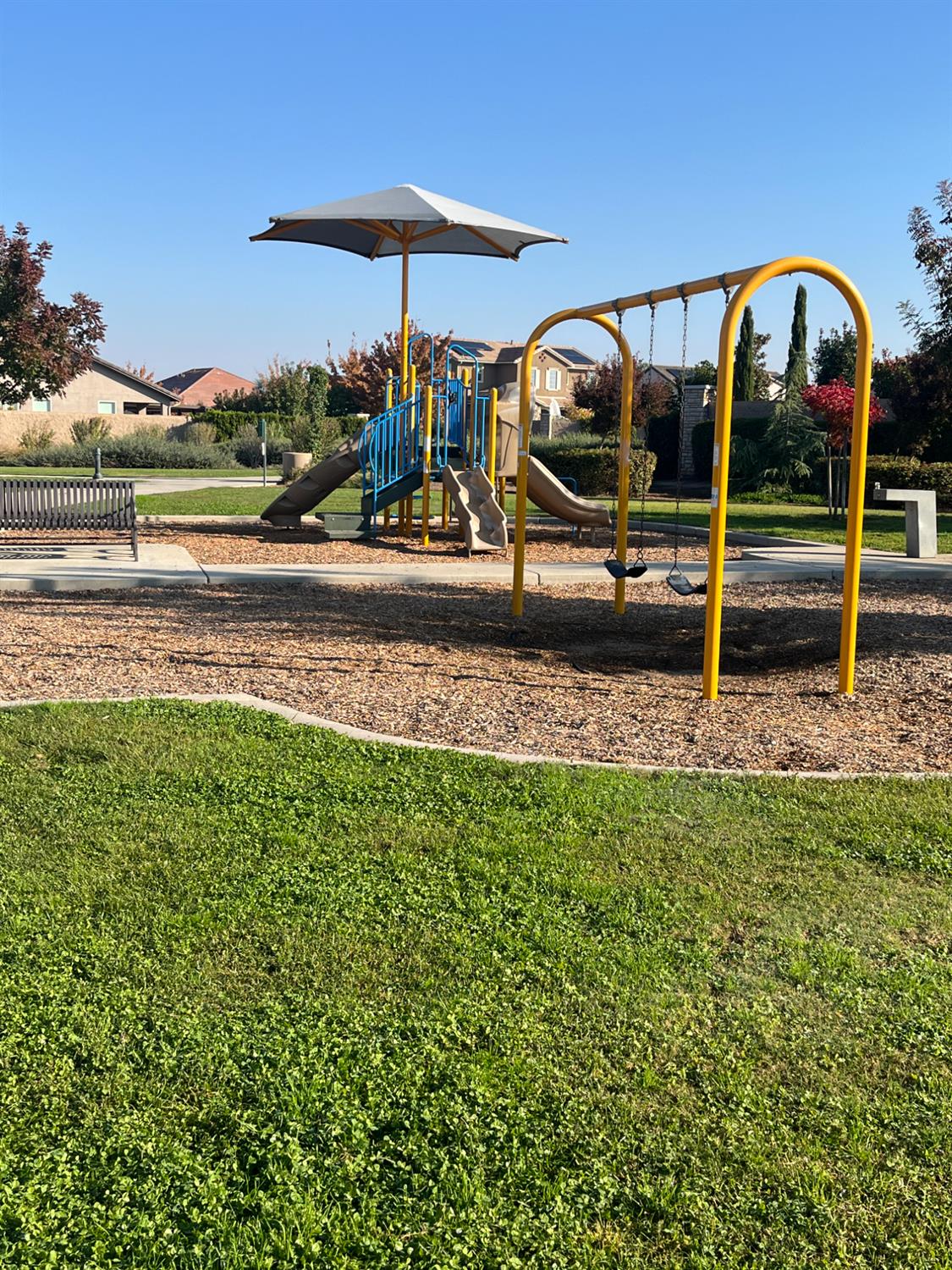 1347 N Redington Ave, Clovis, CA 93619