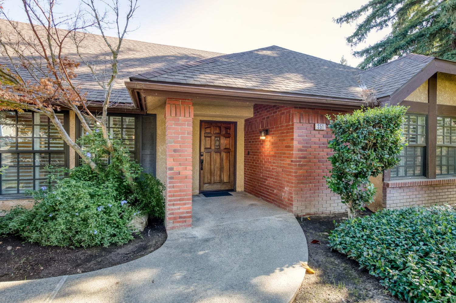351 W Audubon Dr, Fresno, CA 93711