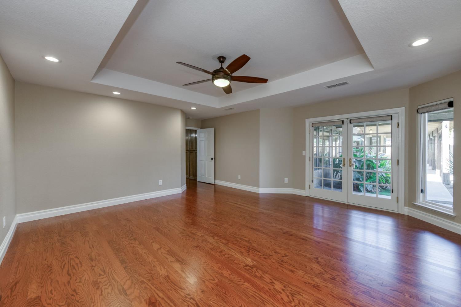 351 W Audubon Dr, Fresno, CA 93711