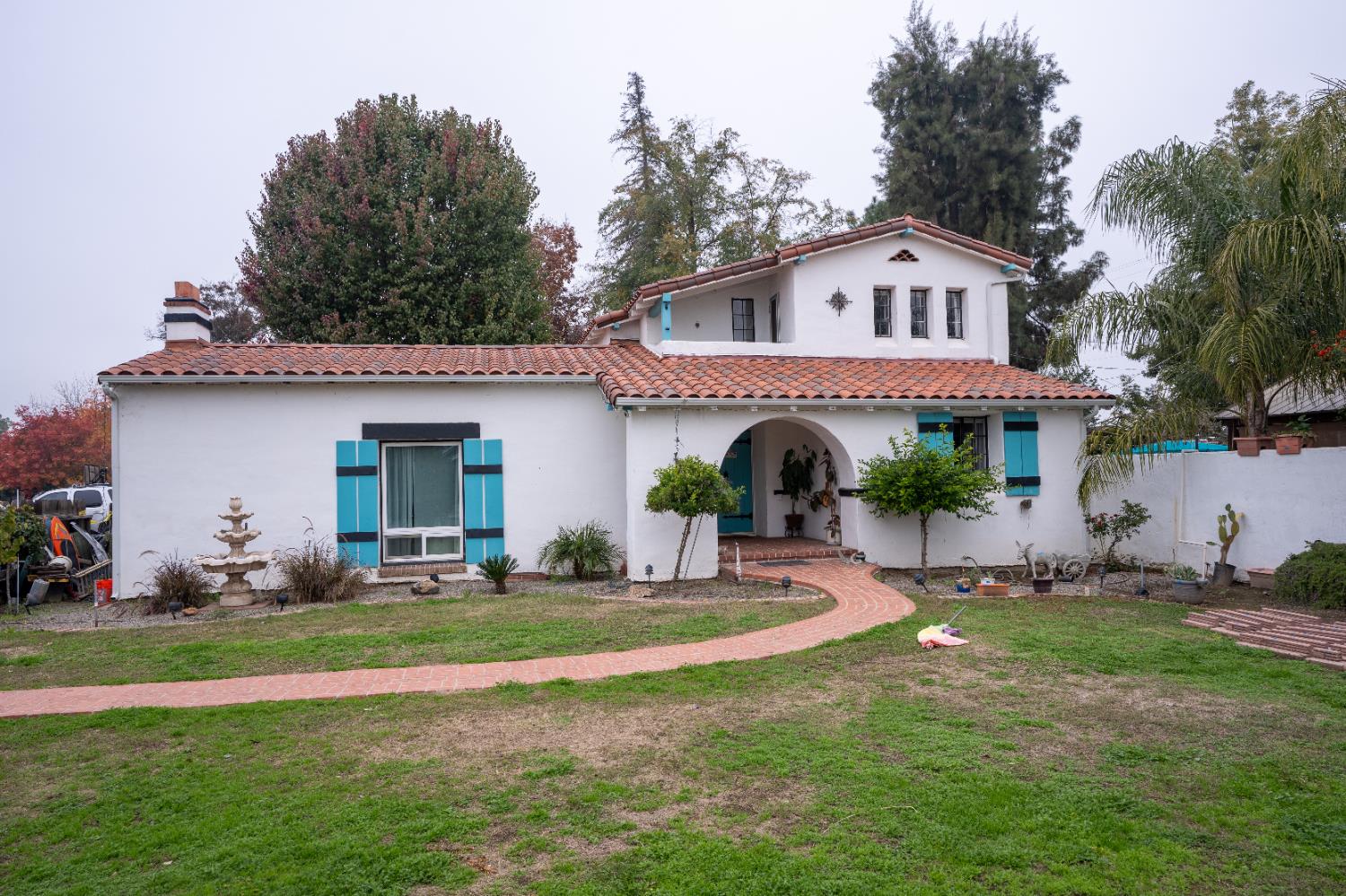 2002 Merced St, Selma, CA 93662