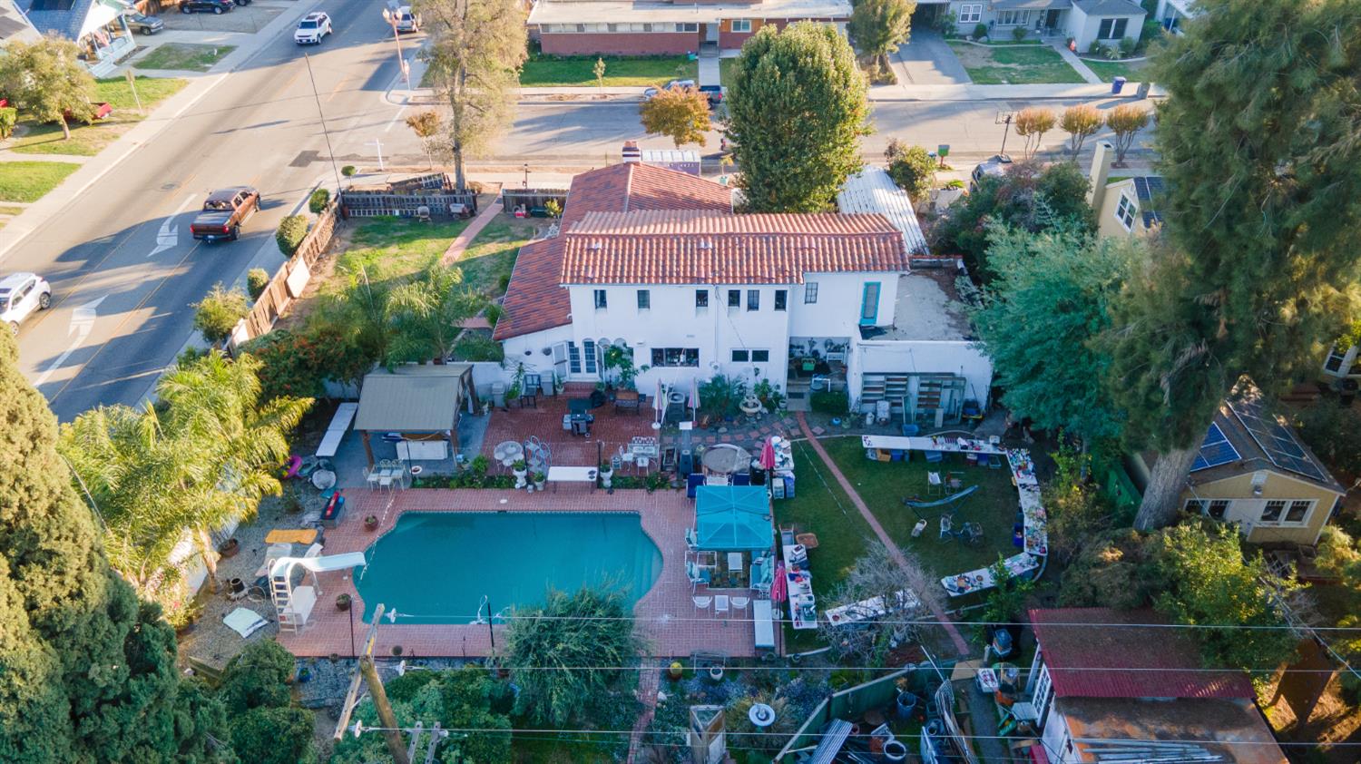 2002 Merced St, Selma, CA 93662