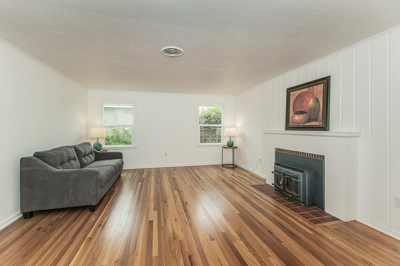 2828 E St, Selma, CA 93662