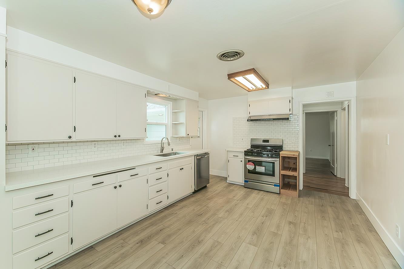 2828 E St, Selma, CA 93662