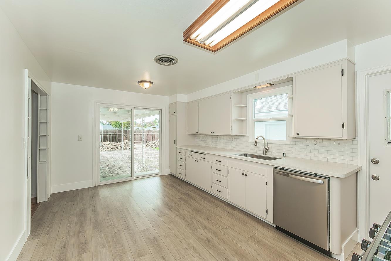 2828 E St, Selma, CA 93662