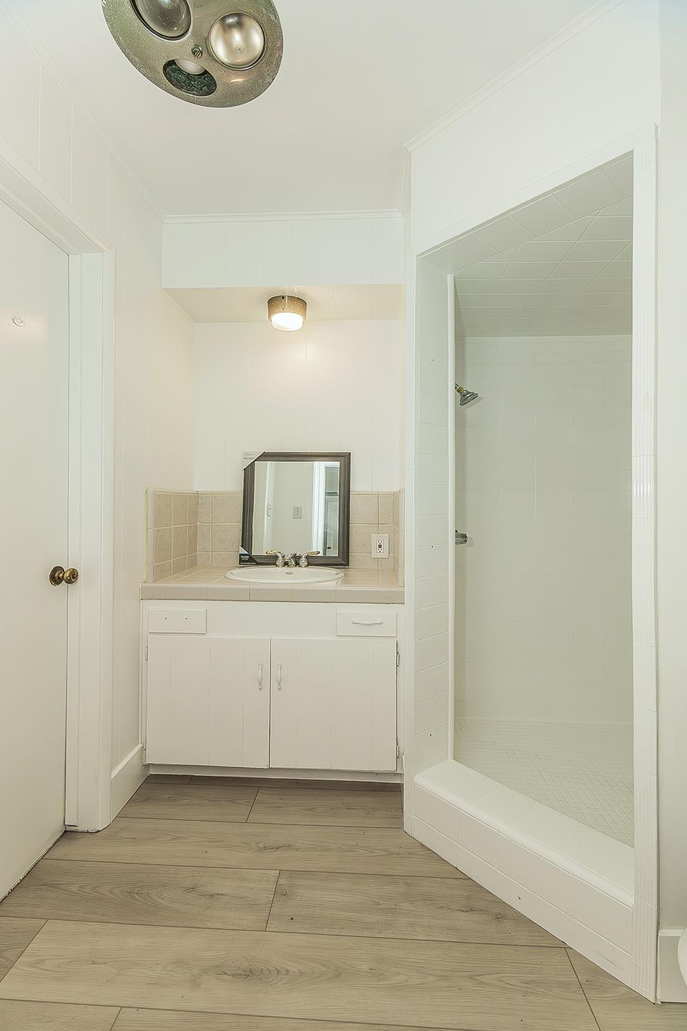 2828 E St, Selma, CA 93662