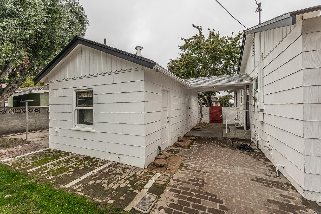 2828 E St, Selma, CA 93662