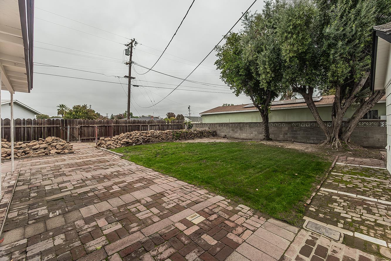 2828 E St, Selma, CA 93662