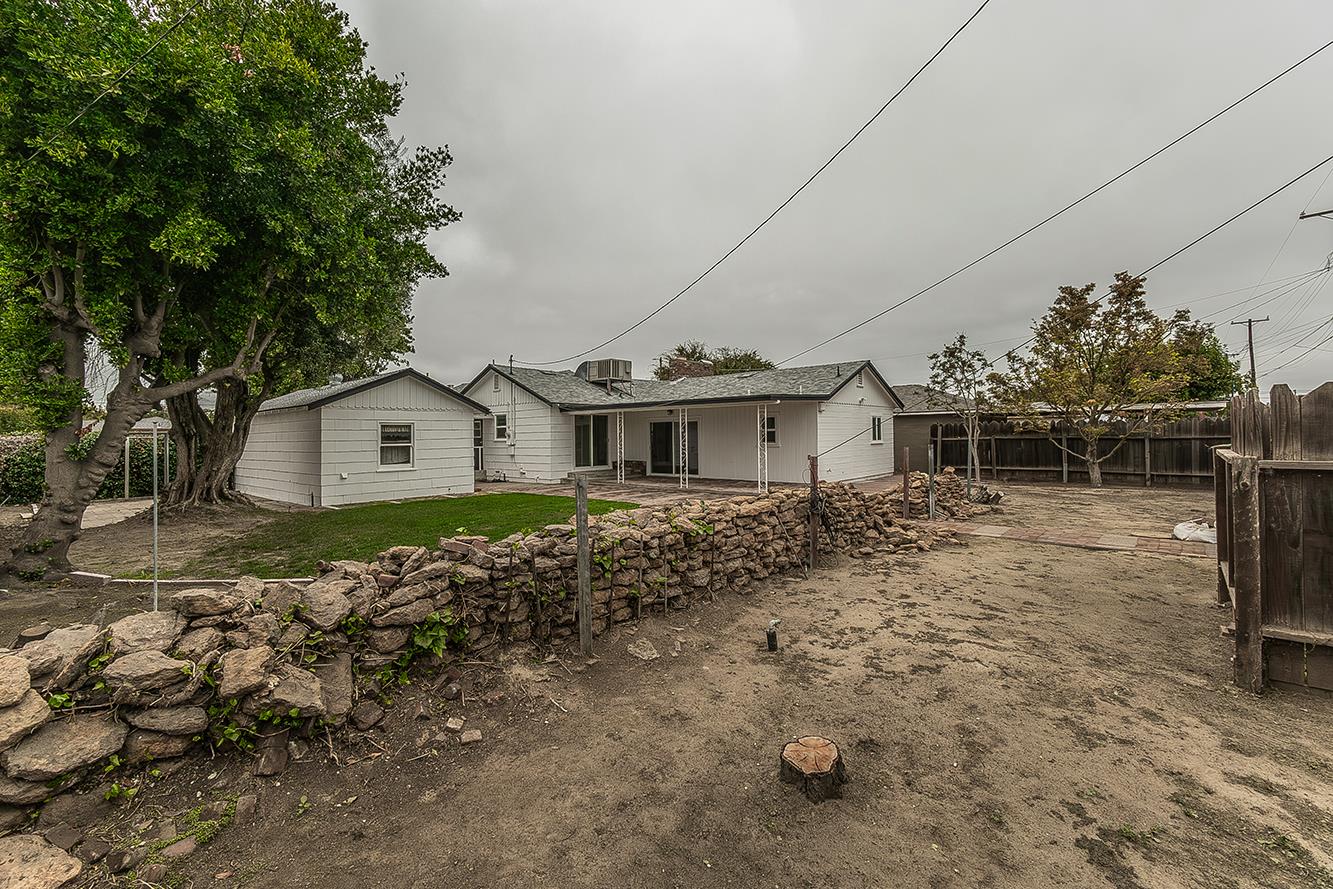 2828 E St, Selma, CA 93662