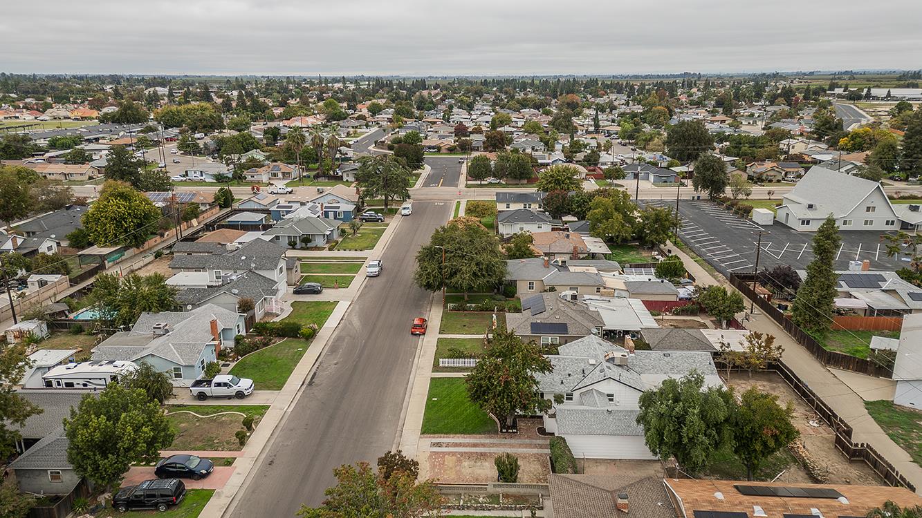 2828 E St, Selma, CA 93662