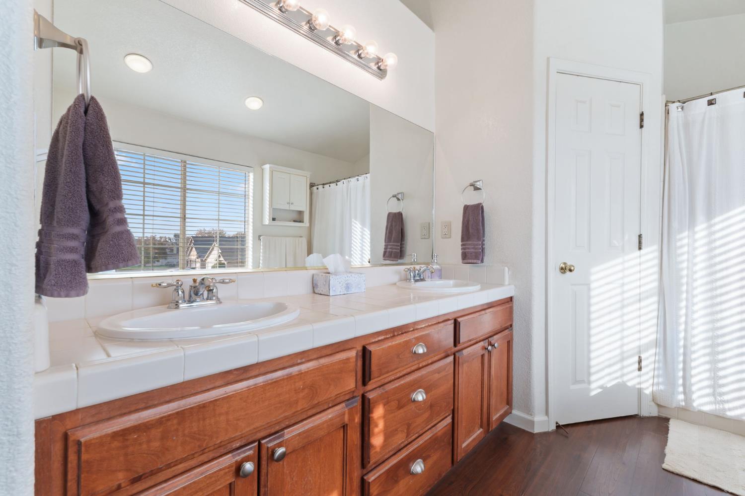 3150 N Madison Way, Hanford, CA 93230