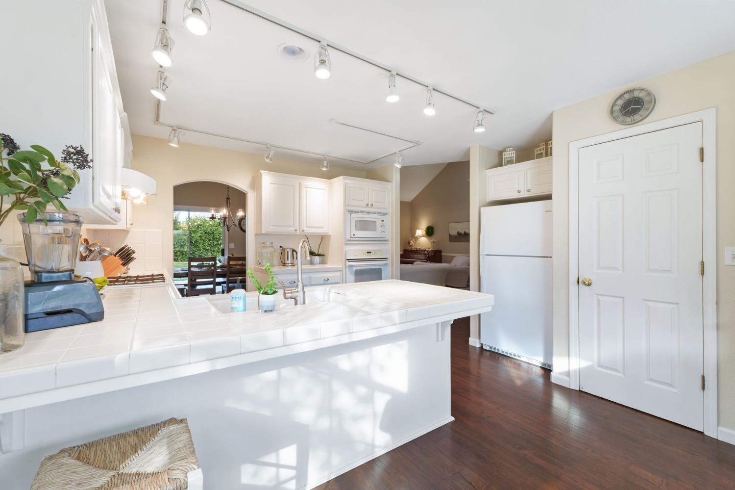 3150 N Madison Way, Hanford, CA 93230