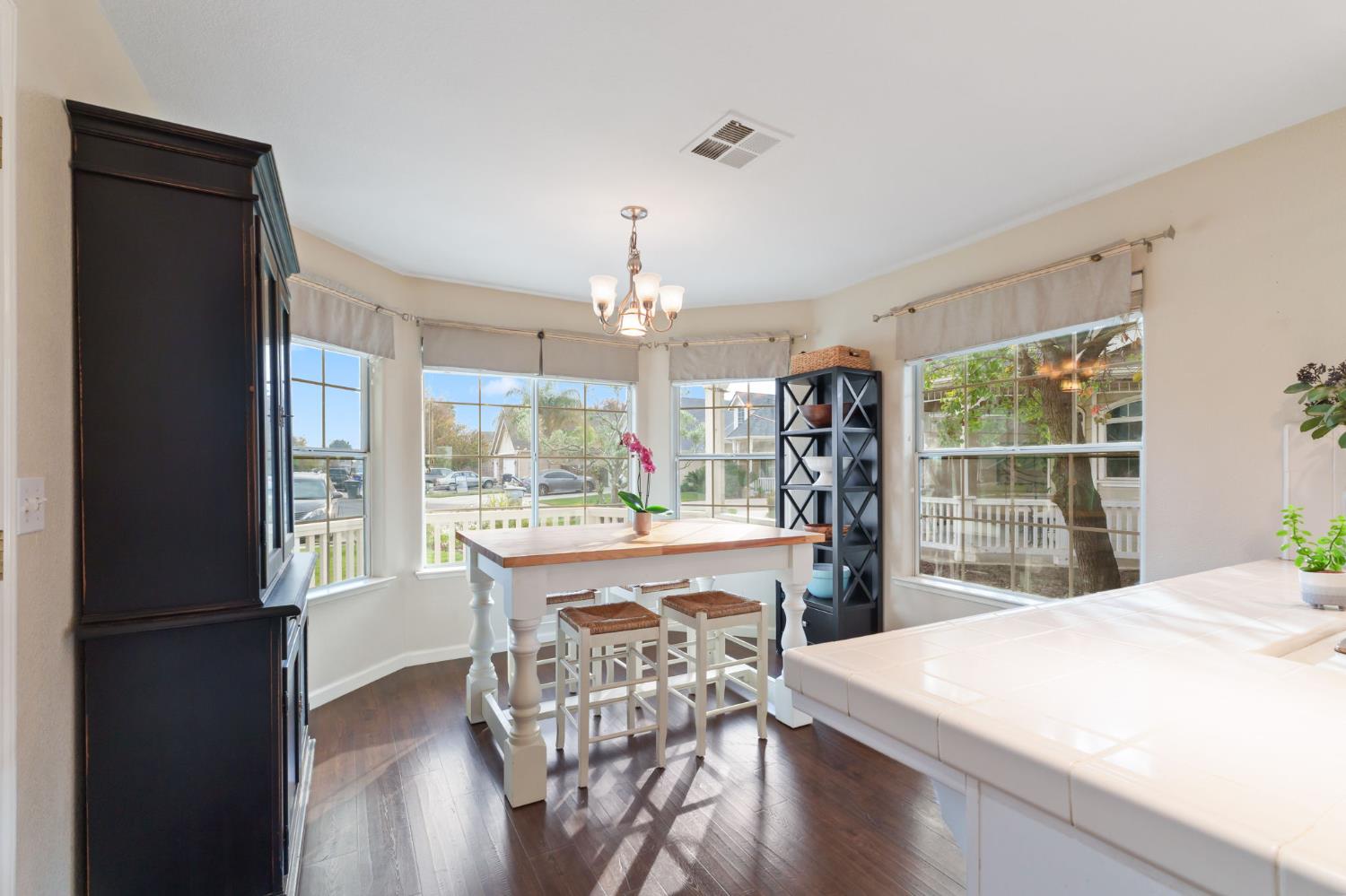 3150 N Madison Way, Hanford, CA 93230