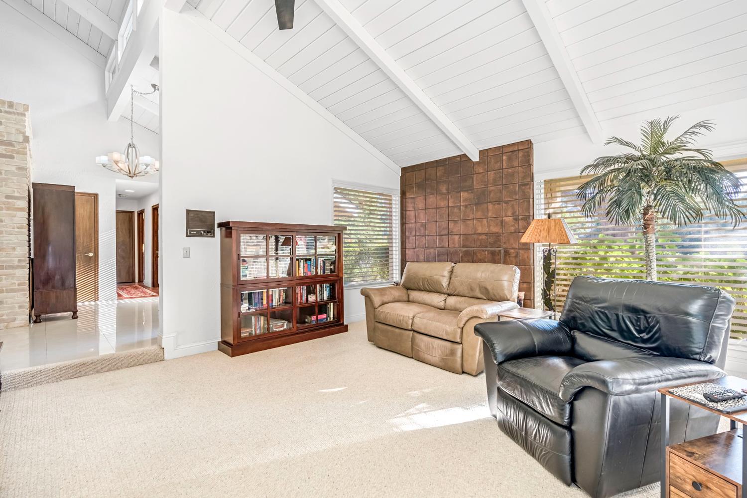 3782 W Locust Ave, Fresno, CA 93711