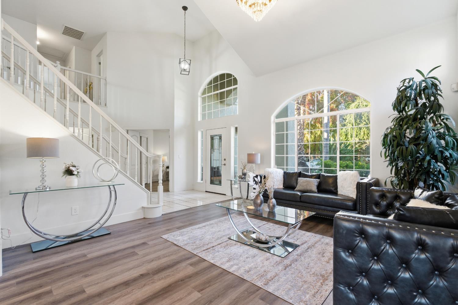 1839 Cole, Fresno, CA 93720