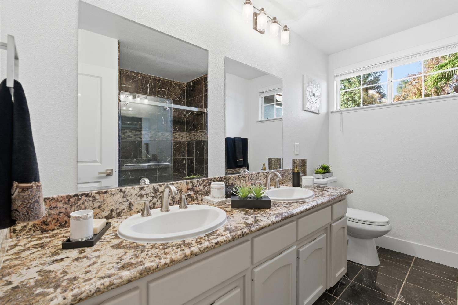 1839 Cole, Fresno, CA 93720