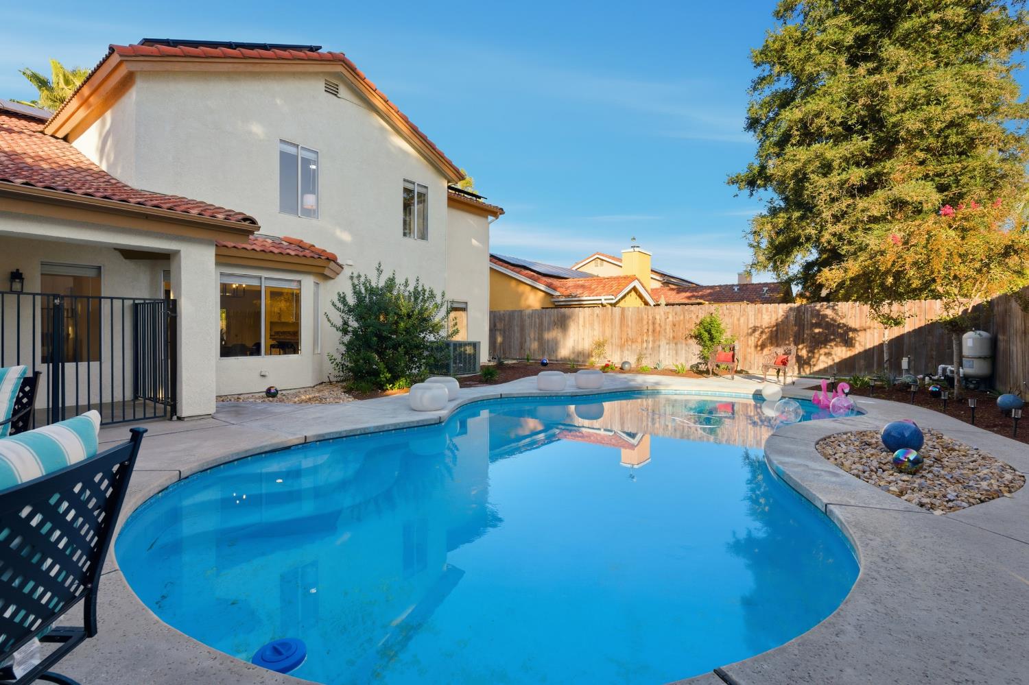 1839 Cole, Fresno, CA 93720