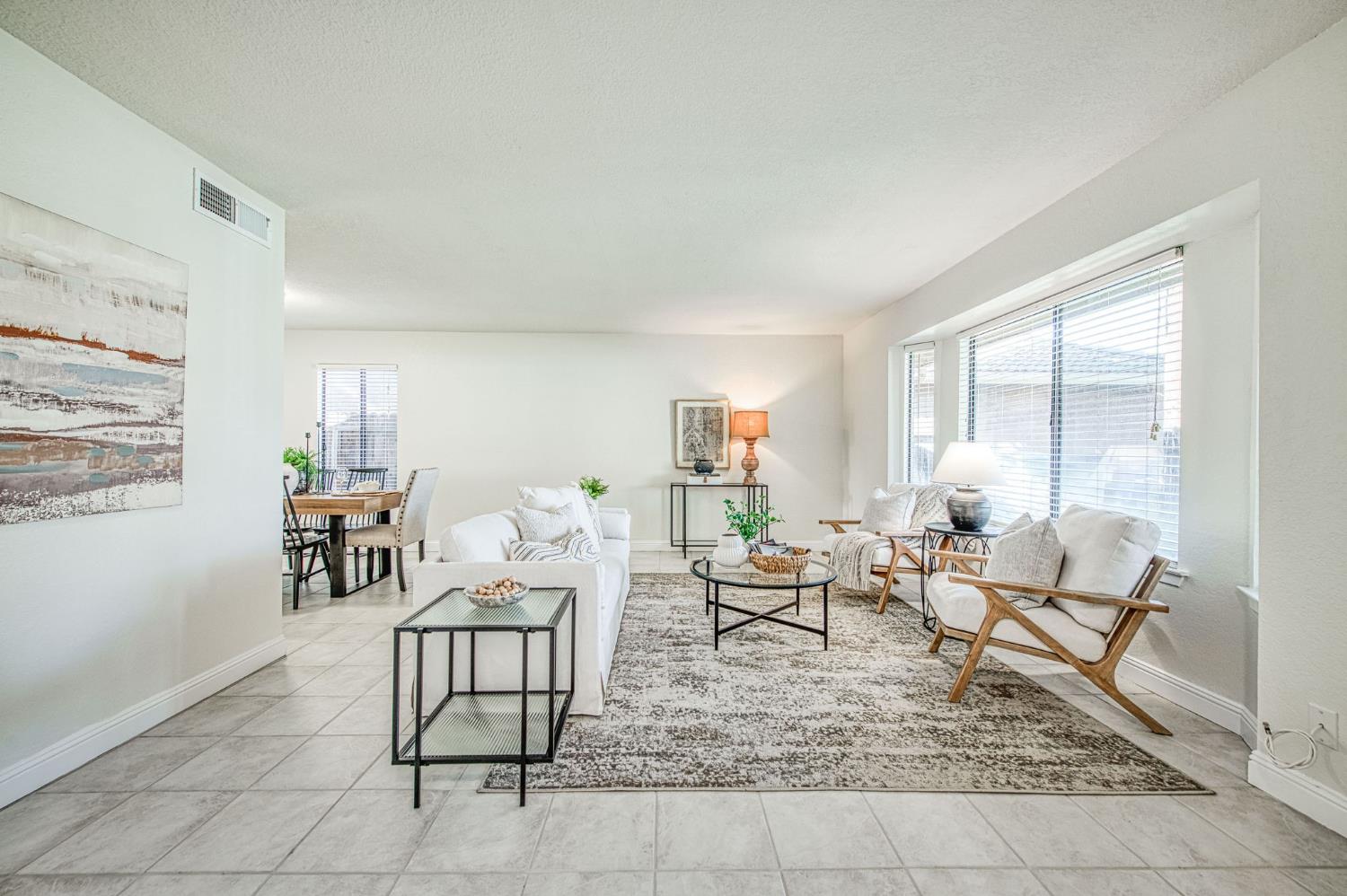 1653 E Cole Ave, Fresno, CA 93720