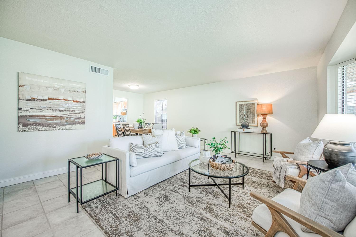 1653 E Cole Ave, Fresno, CA 93720