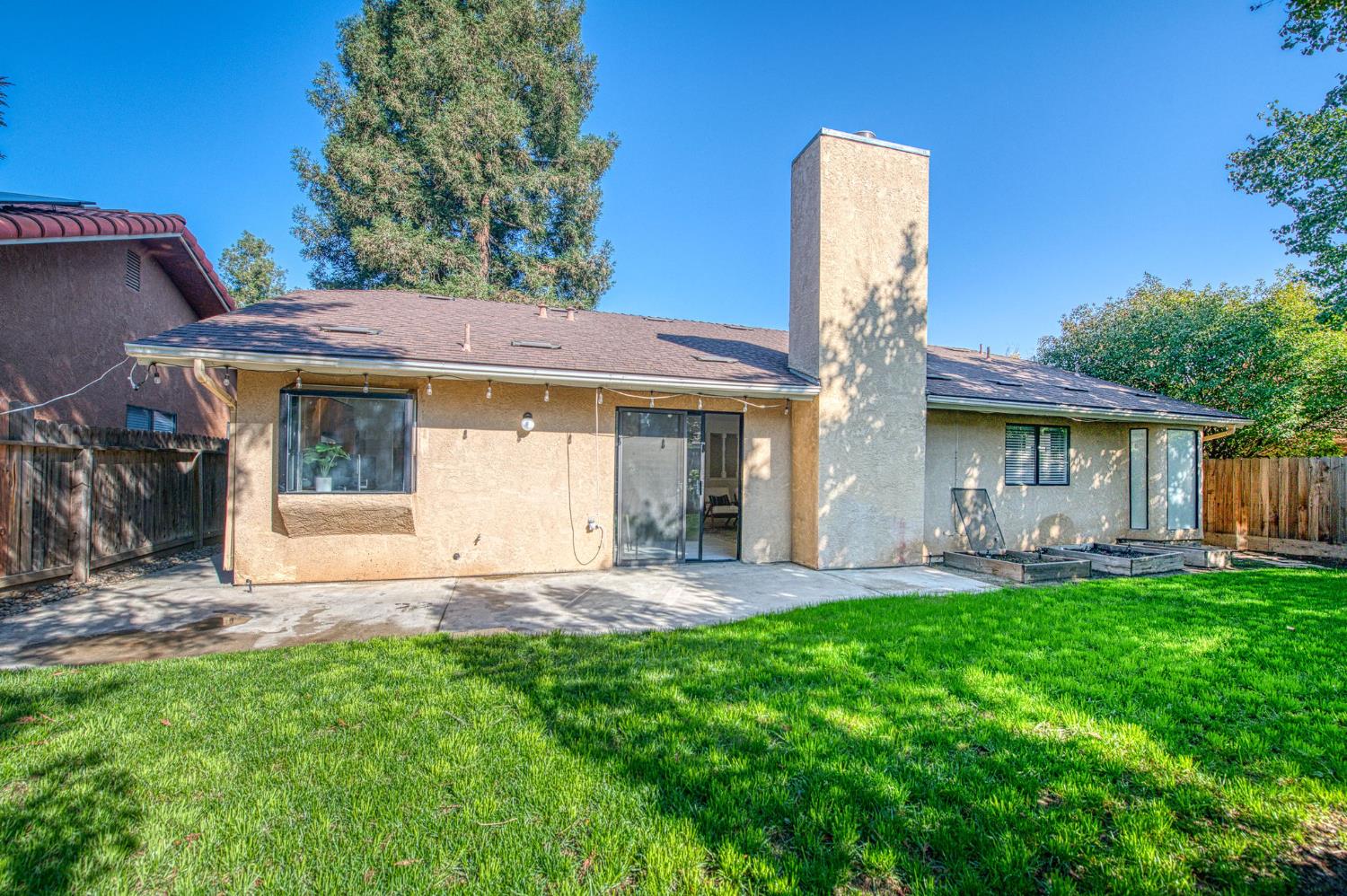 1653 E Cole Ave, Fresno, CA 93720