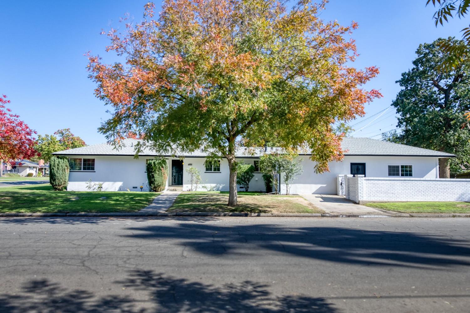 3688 N Harrison Ave, Fresno, CA 93704