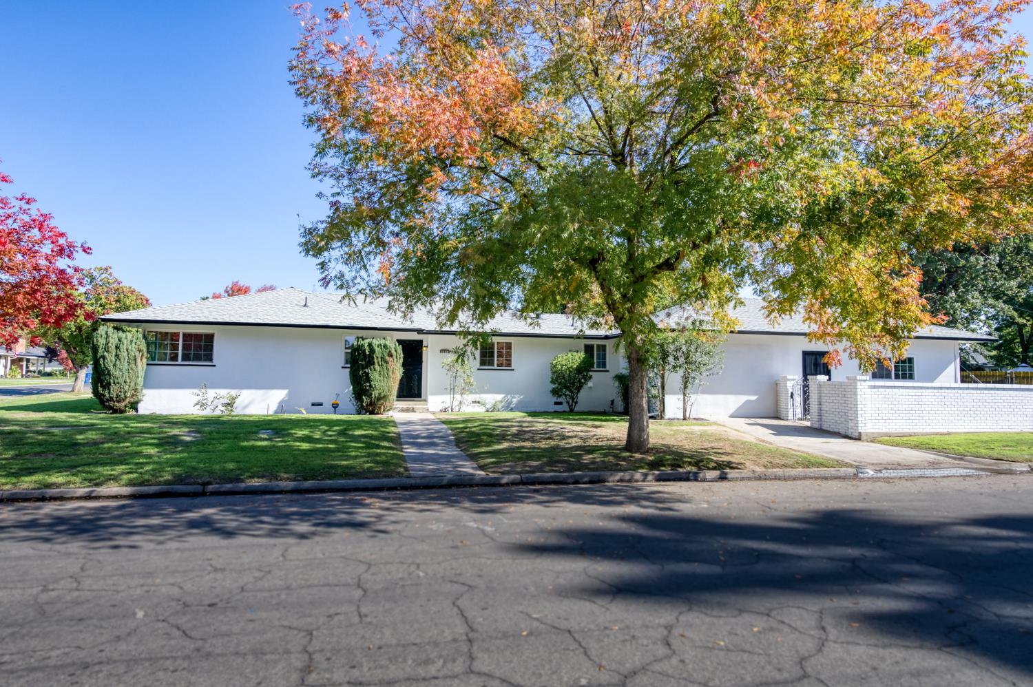 3688 N Harrison Ave, Fresno, CA 93704