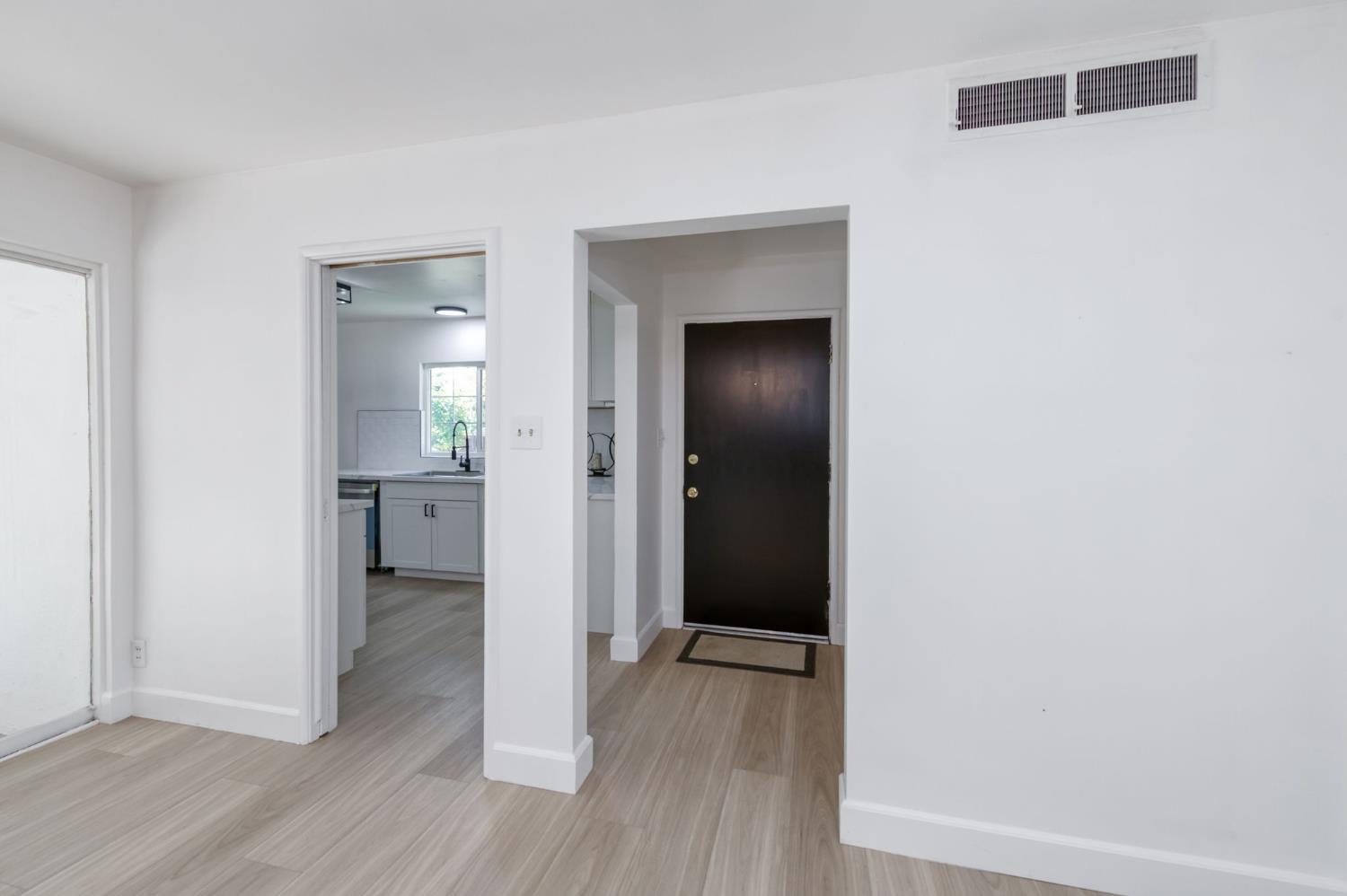 3688 N Harrison Ave, Fresno, CA 93704