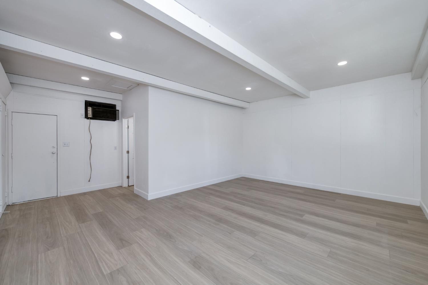 3688 N Harrison Ave, Fresno, CA 93704