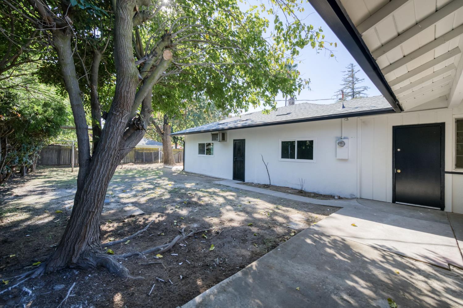 3688 N Harrison Ave, Fresno, CA 93704
