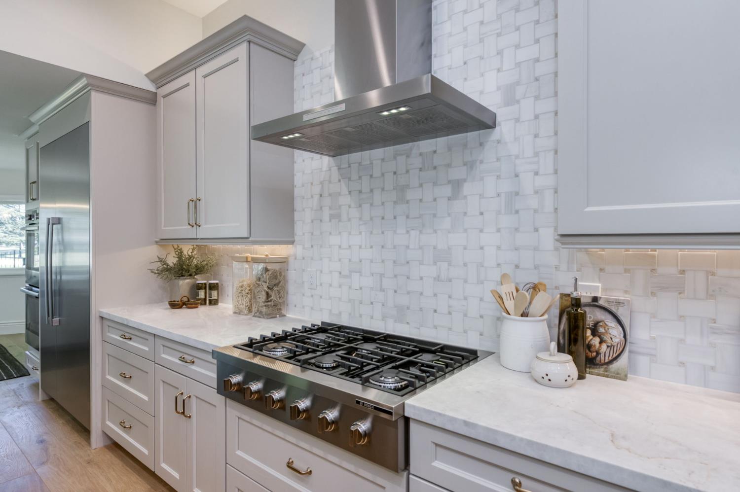 7507 N Laguna Vista Ave, Fresno, CA 93711