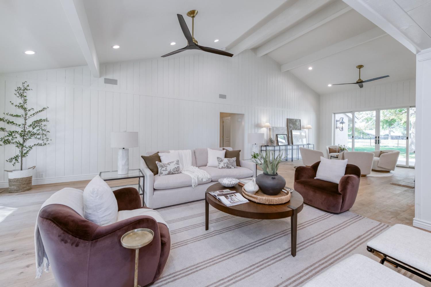 7507 N Laguna Vista Ave, Fresno, CA 93711