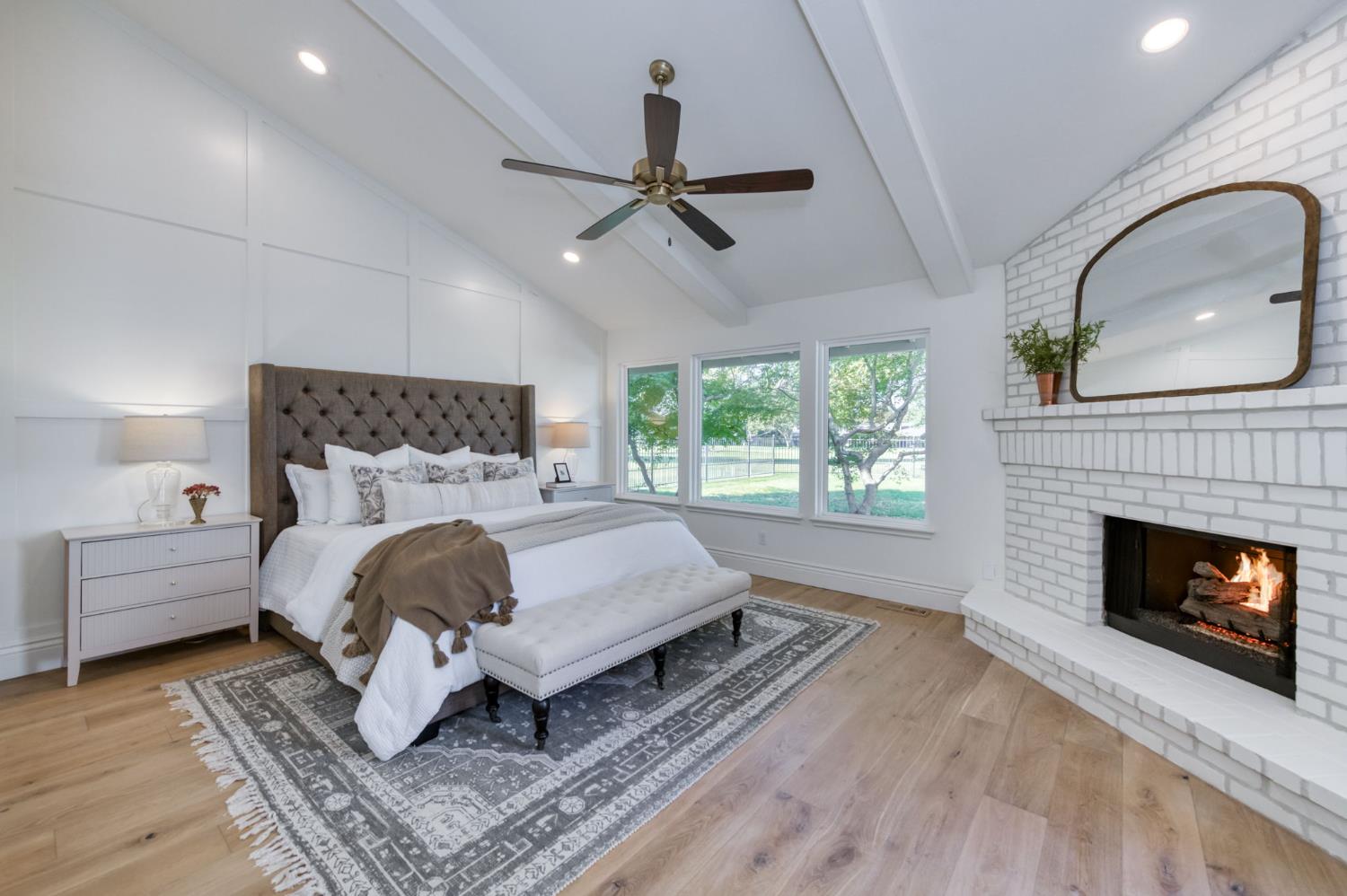 7507 N Laguna Vista Ave, Fresno, CA 93711