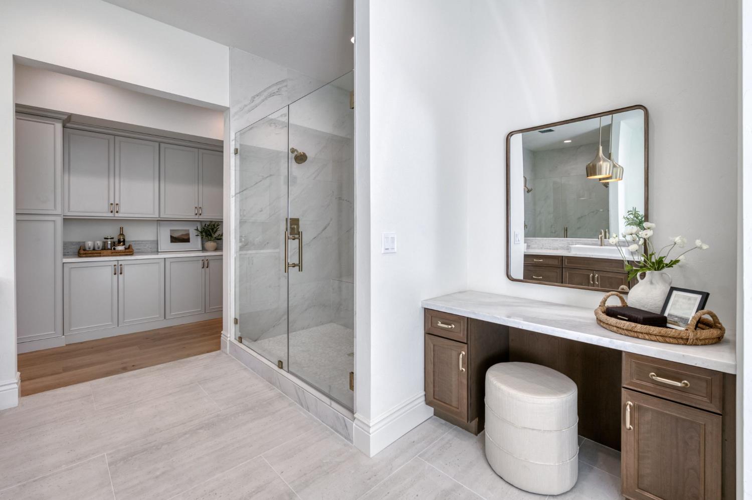 7507 N Laguna Vista Ave, Fresno, CA 93711