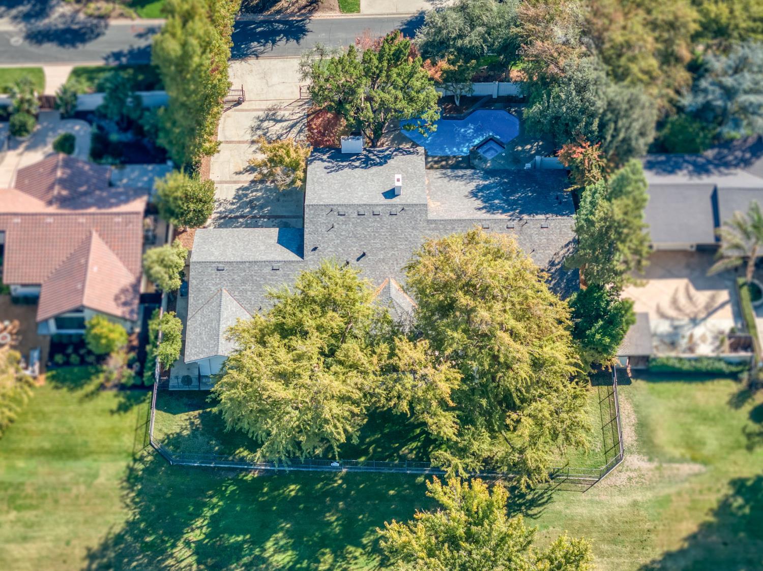 7507 N Laguna Vista Ave, Fresno, CA 93711