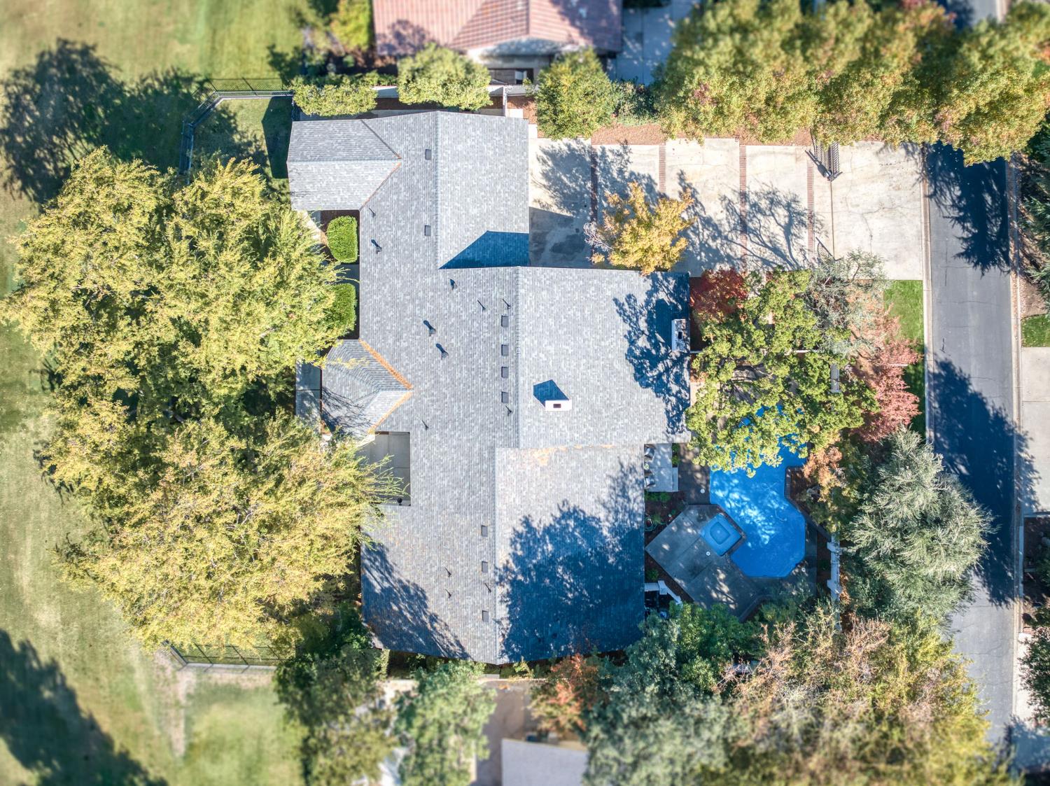 7507 N Laguna Vista Ave, Fresno, CA 93711