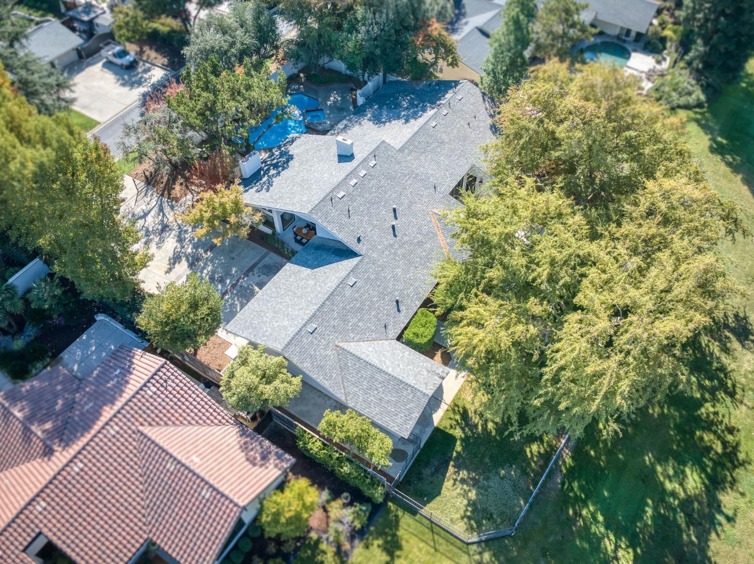 7507 N Laguna Vista Ave, Fresno, CA 93711