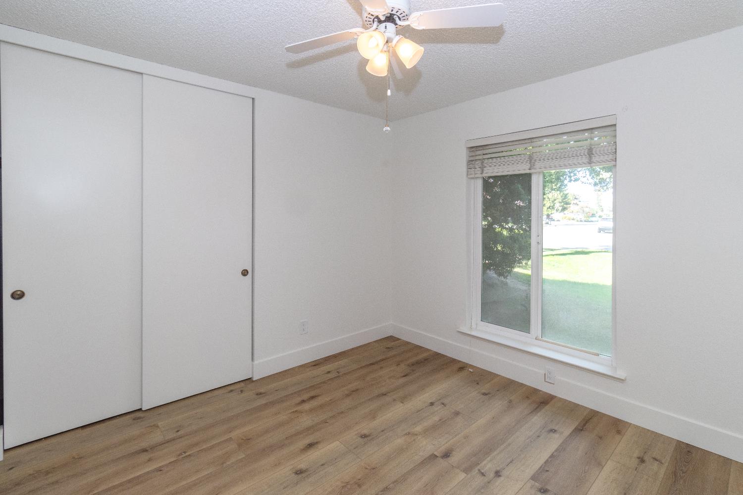 573 W Fremont Ave, Fresno, CA 93704