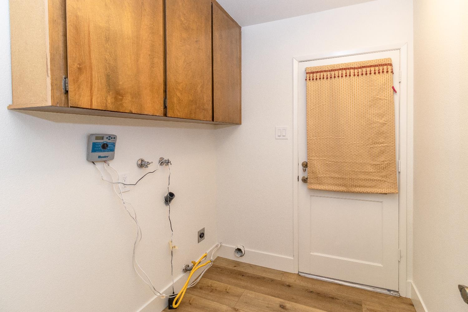 573 W Fremont Ave, Fresno, CA 93704